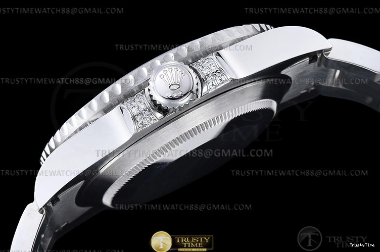 1206 Elegant Submariner 116610LV 904L Dia SS SS Grn Noob A 1080